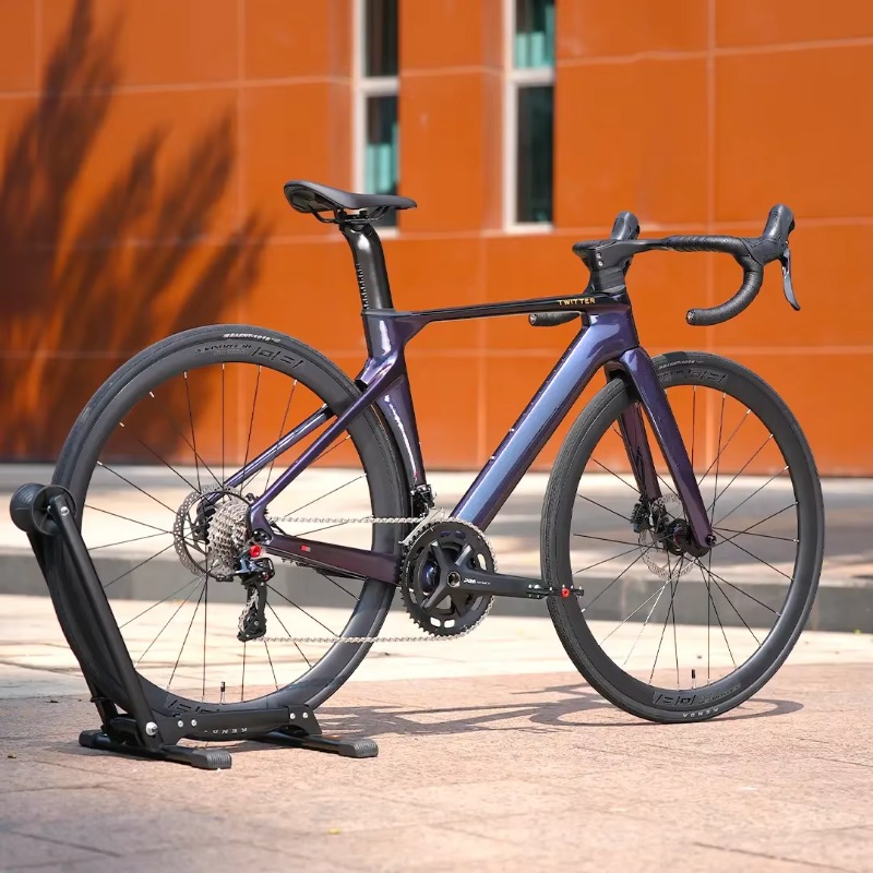 Cycling Gear And Equipment - Bicicleta de Estrada em Fibra de
