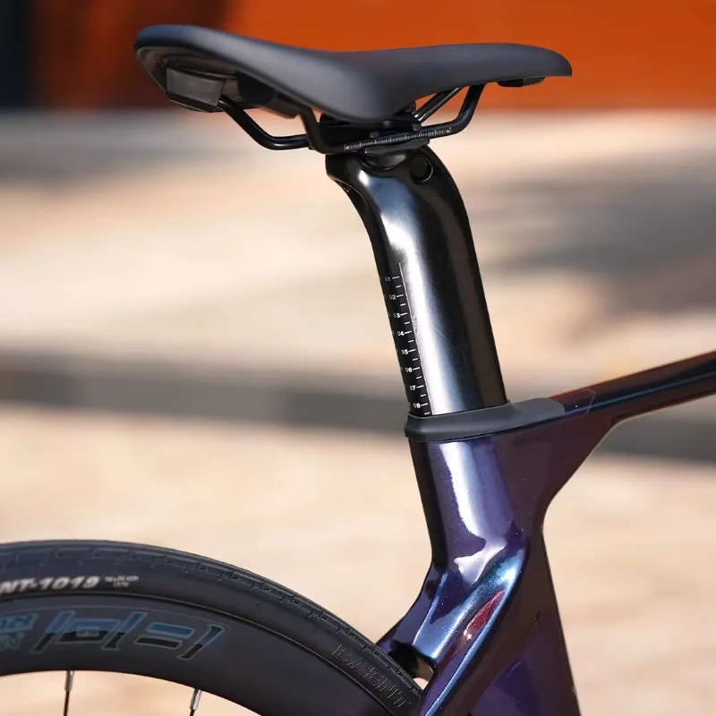 Bicicleta de Estrada em Fibra  - Cycling Gear And Equipment avaliação e preço